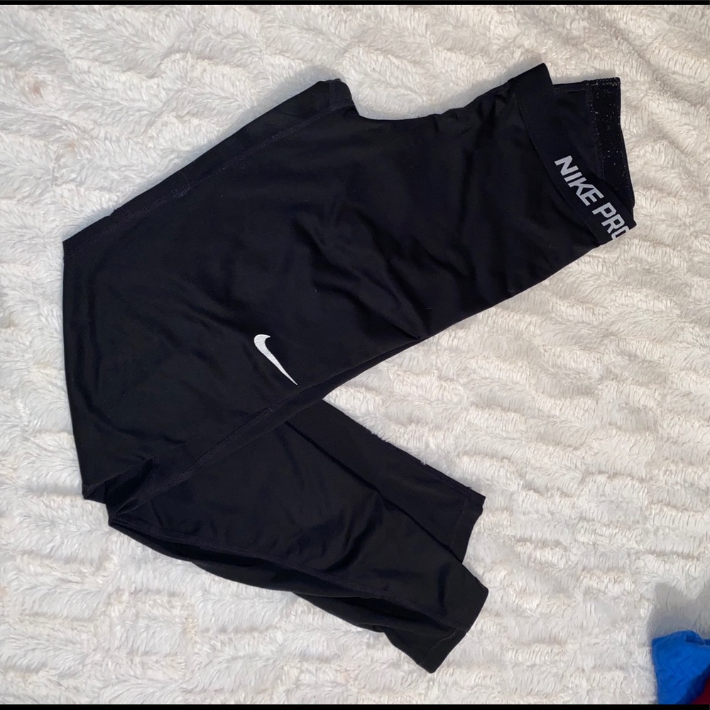 Nike pro black leggings